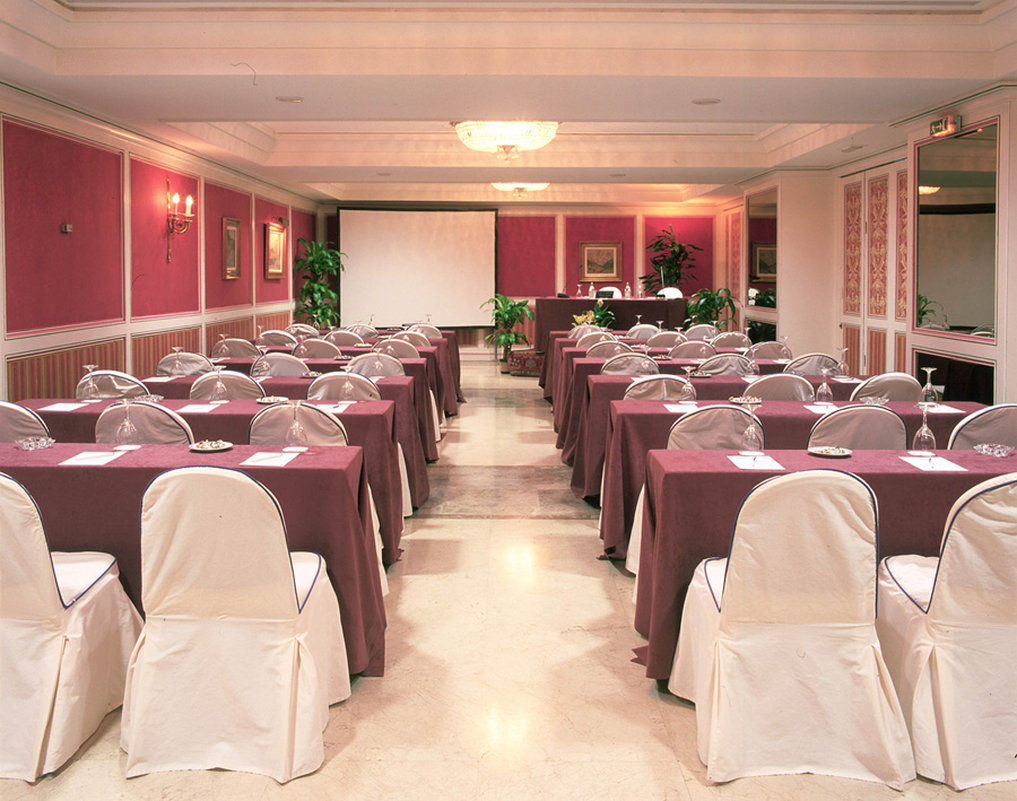 Hotel Miguel Angel Madrid Perniagaan gambar Meeting room